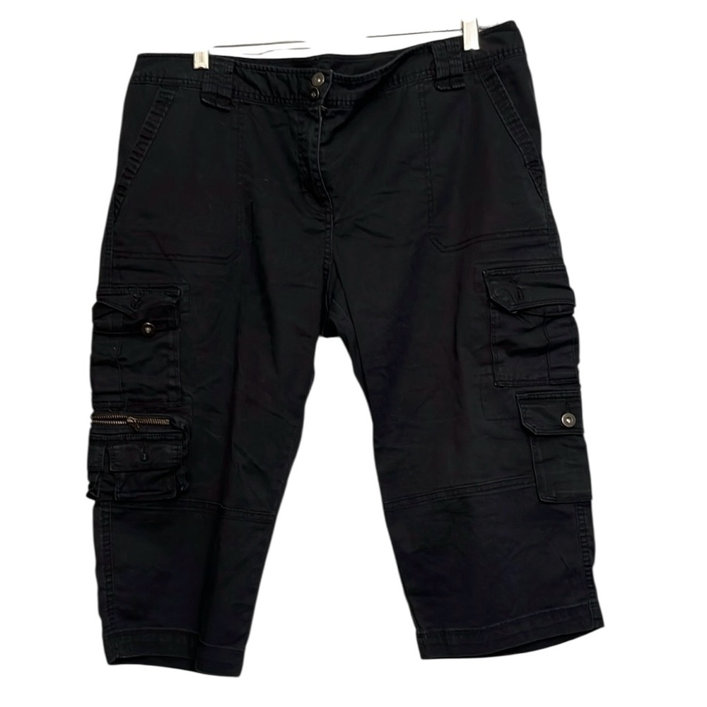 INC International Concepts size 14 black cargo shorts
